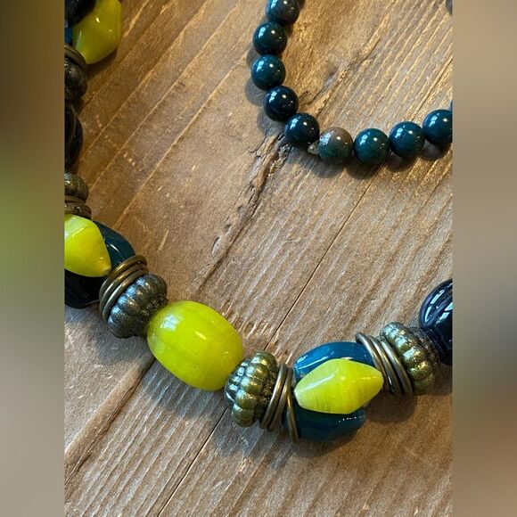 Necklace and Bracelet - Picture 5 of 7